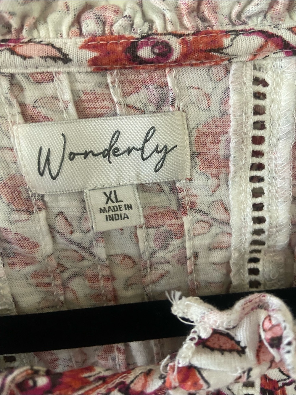 Wonderly Red and White Floral Peasant Blouse - Picture 2 of 9
